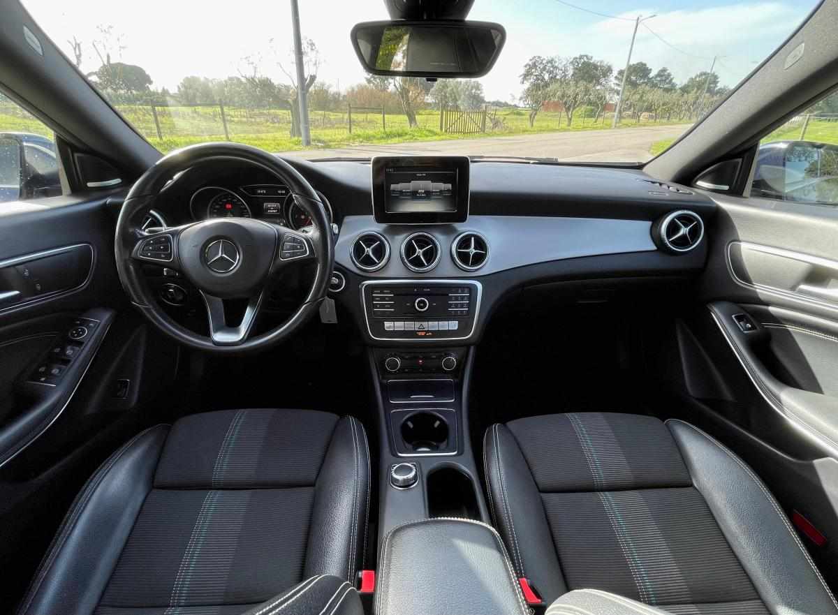 mercedes-benz-cla-220-d-shooting-brake-2016-diesel-2143cc