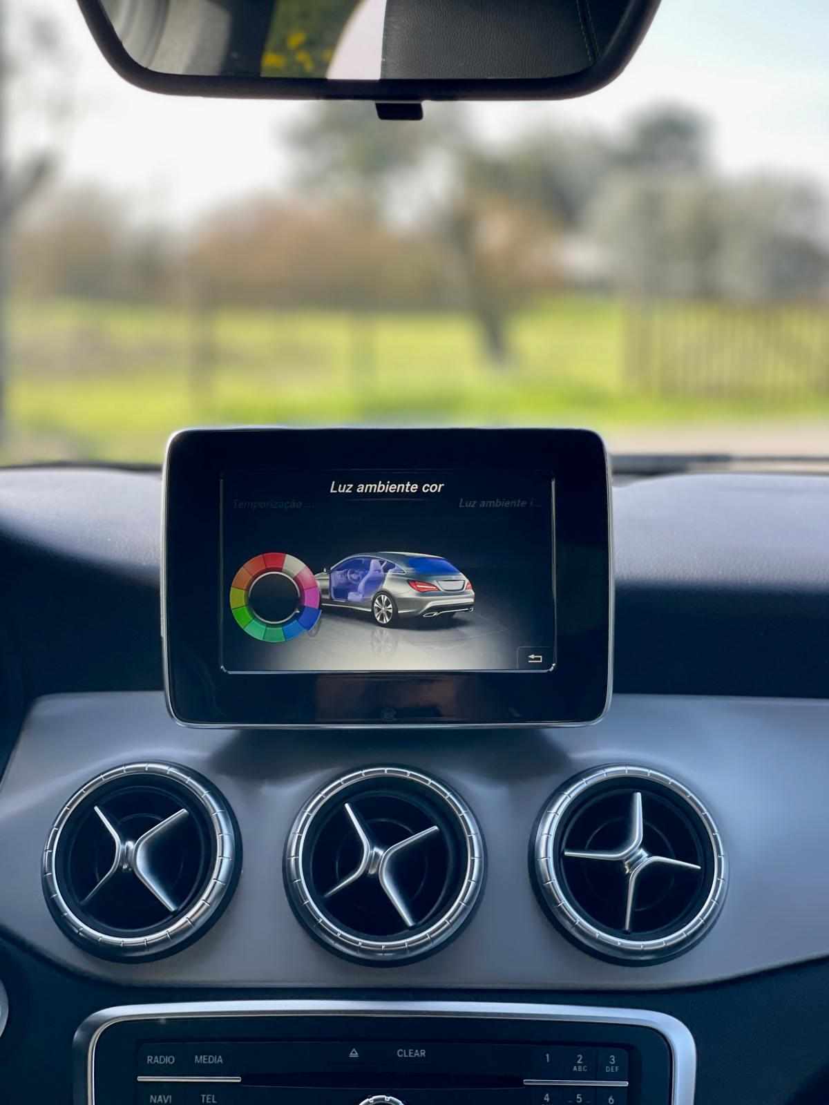 mercedes-benz-cla-220-d-shooting-brake-2016-diesel-2143cc