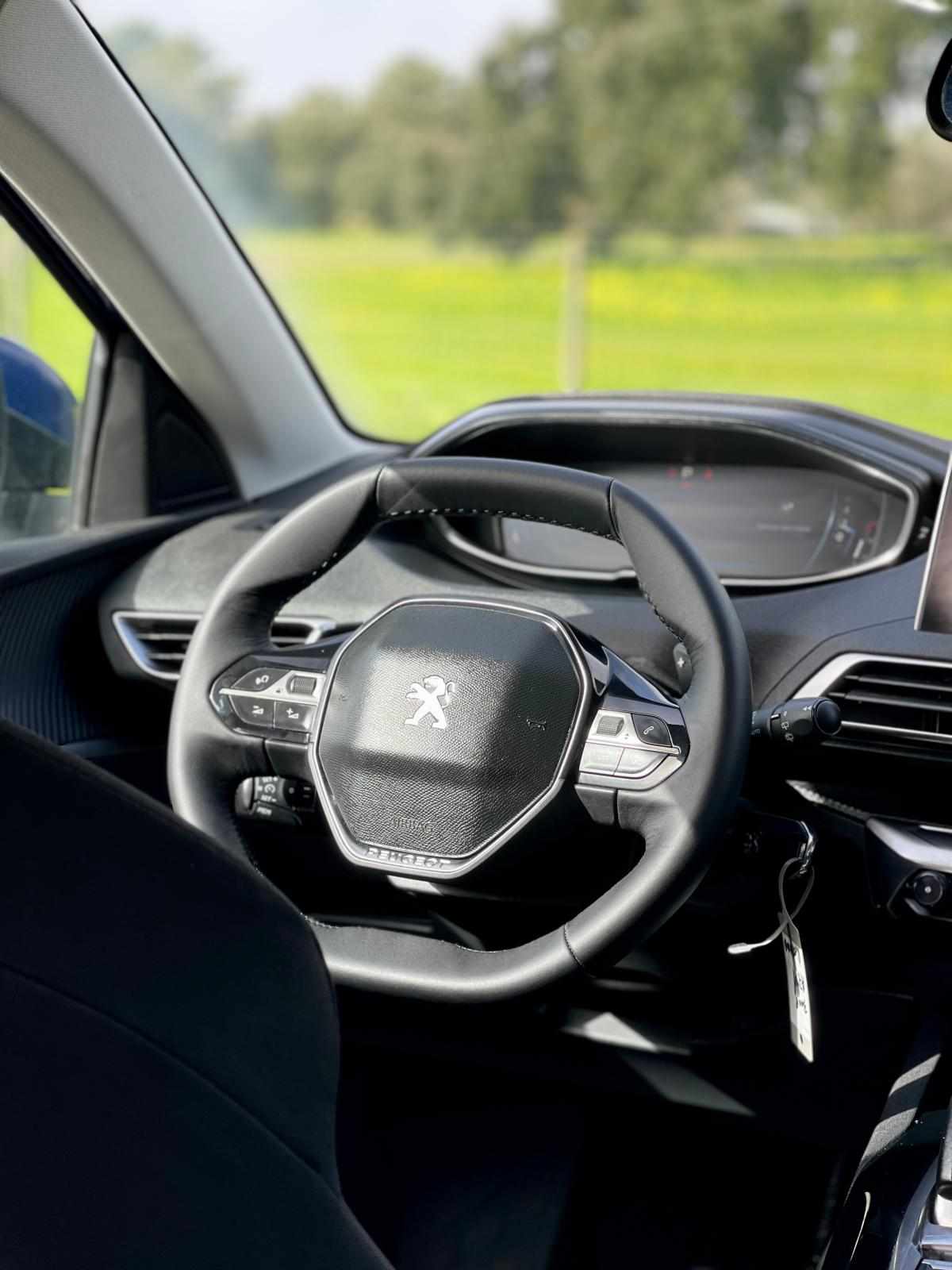 peugeot-3008-1-5-bluehdi-2018-diesel-1499cc