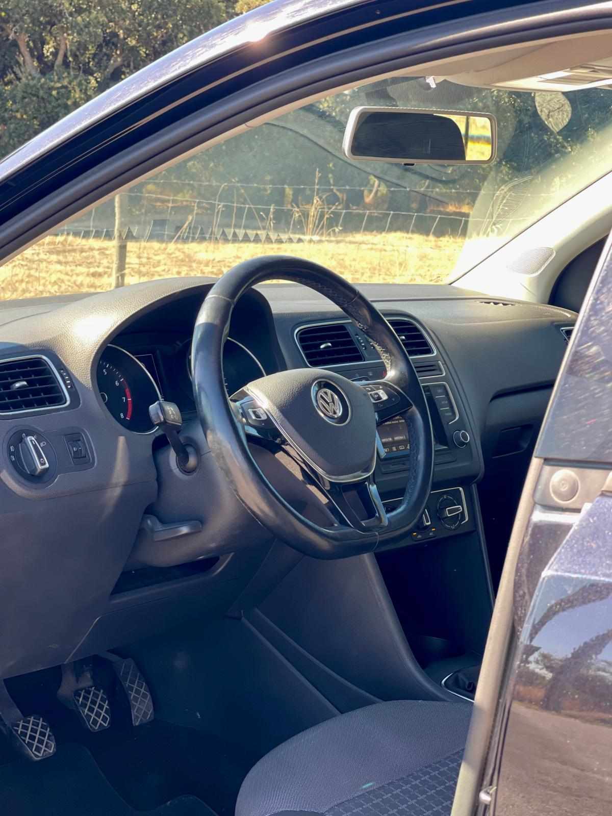 volkswagen-polo-1-0-2017-gasolina-999cc