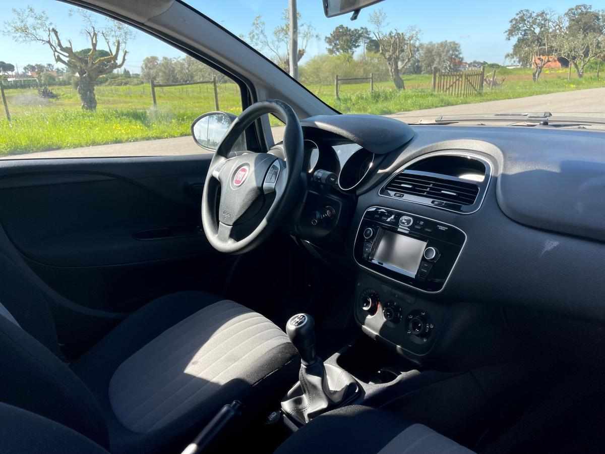 fiat-punto-1-3-multijet-2018-diesel-1248cc
