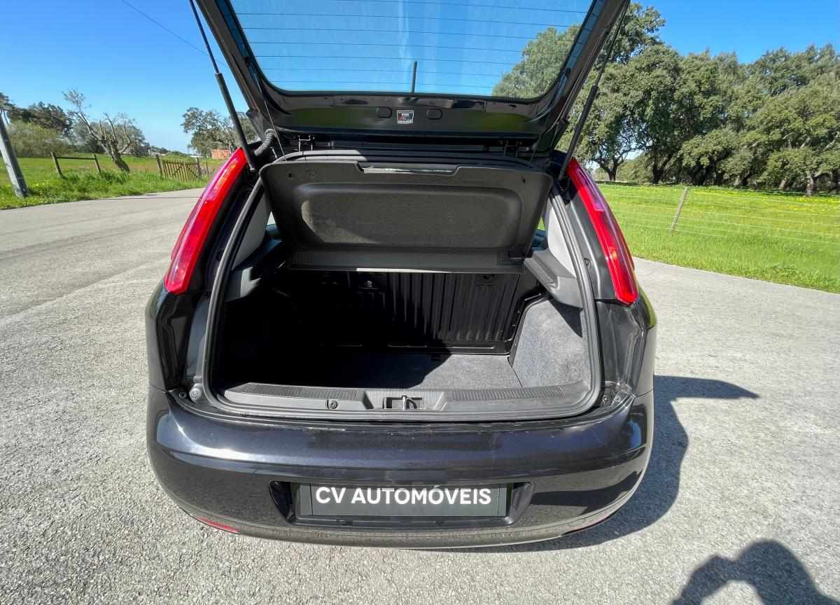 fiat-punto-1-3-multijet-2018-diesel-1248cc