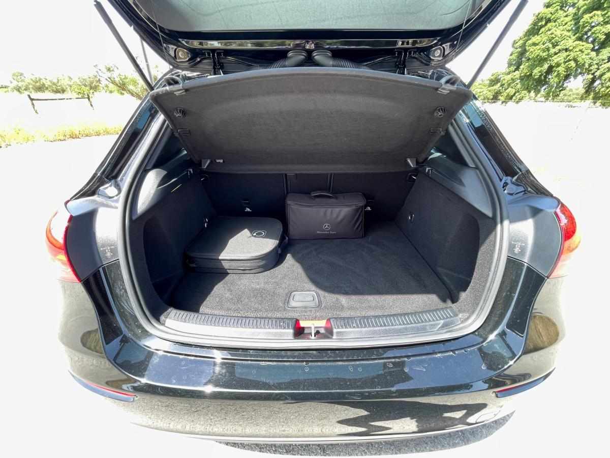 mercedes-benz-classe-a-a-250-e-2023-gasolina-1332cc