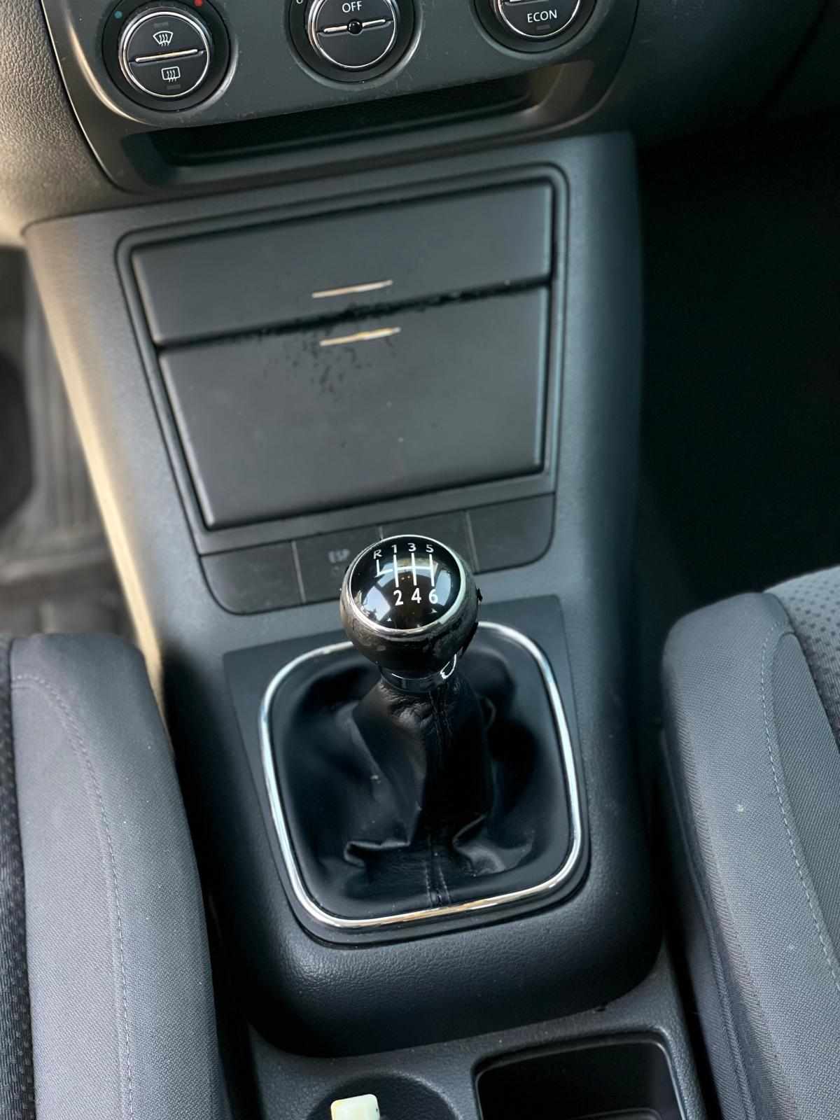 volkswagen-golf-2-0-tdi-2007-diesel-1968cc