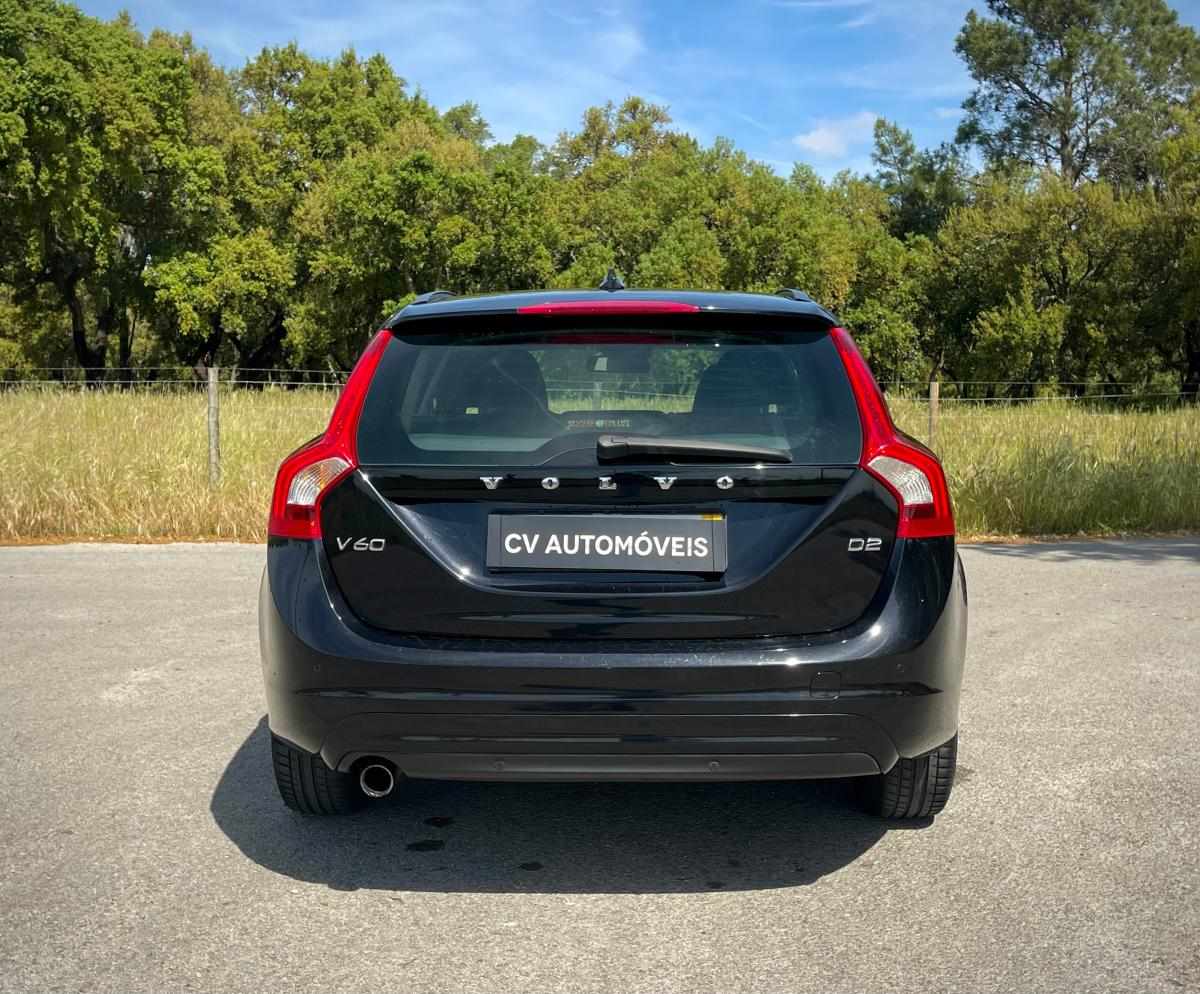 volvo-v60-d2-2013-diesel-1560cc