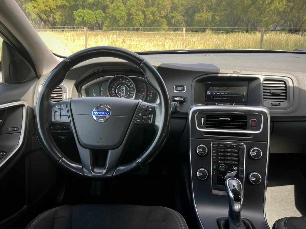 volvo-v60-d2-2013-diesel-1560cc