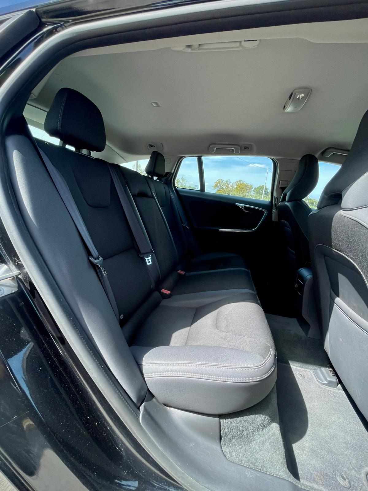 volvo-v60-d2-2013-diesel-1560cc