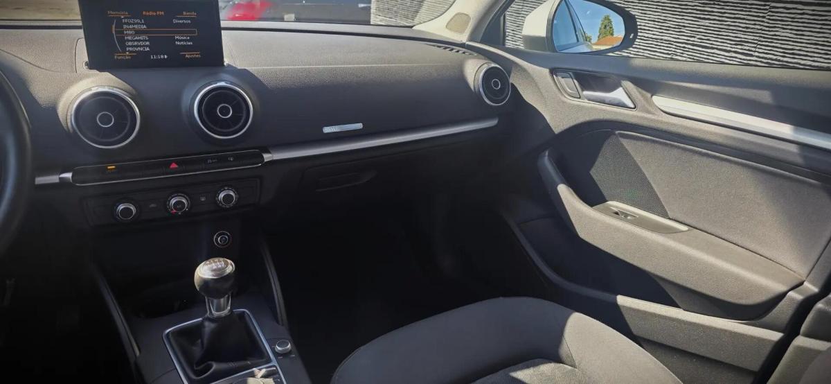 audi-a3-limousine-2016-diesel-1598cc