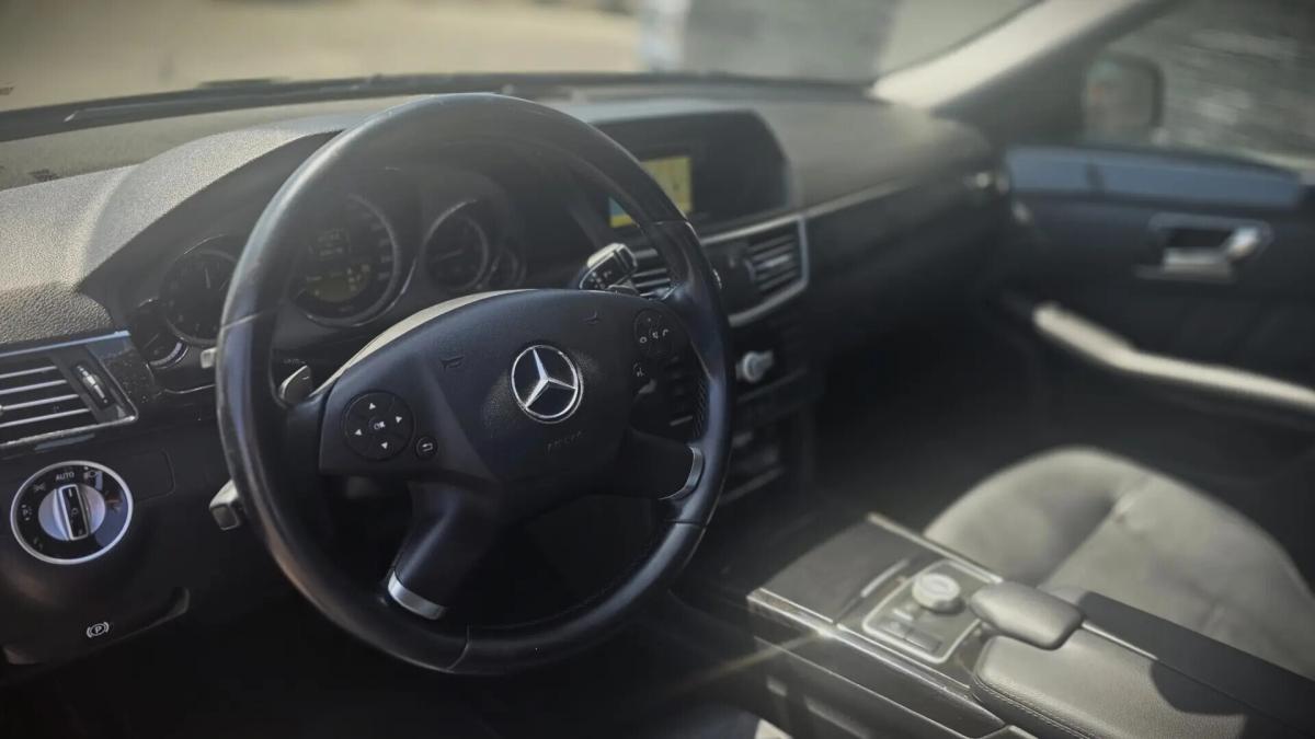 mercedes-benz-classe-e-e-220-bluetec-2012-diesel-2143cc