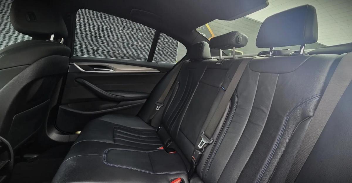 bmw-serie-5-530e-iperformance-sedan-2018-hibrido-a-gasolina-1998cc