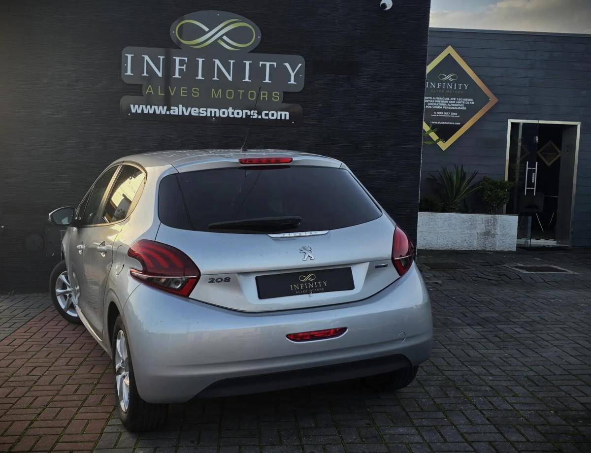 peugeot-208-2016-gasolina-1199cc