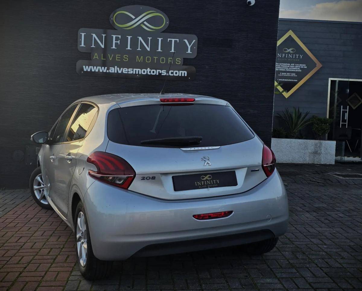 peugeot-208-2016-gasolina-1199cc