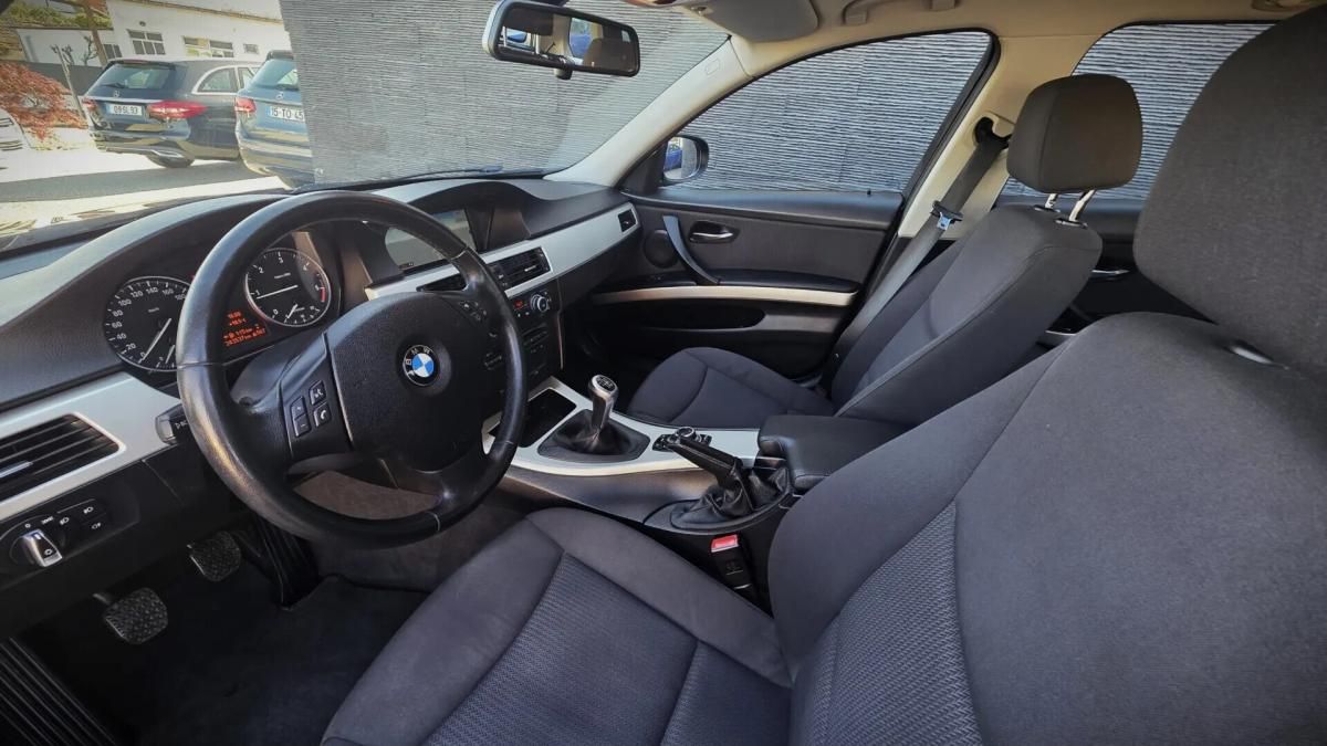 bmw-serie-3-318d-touring-2012-diesel-1995cc