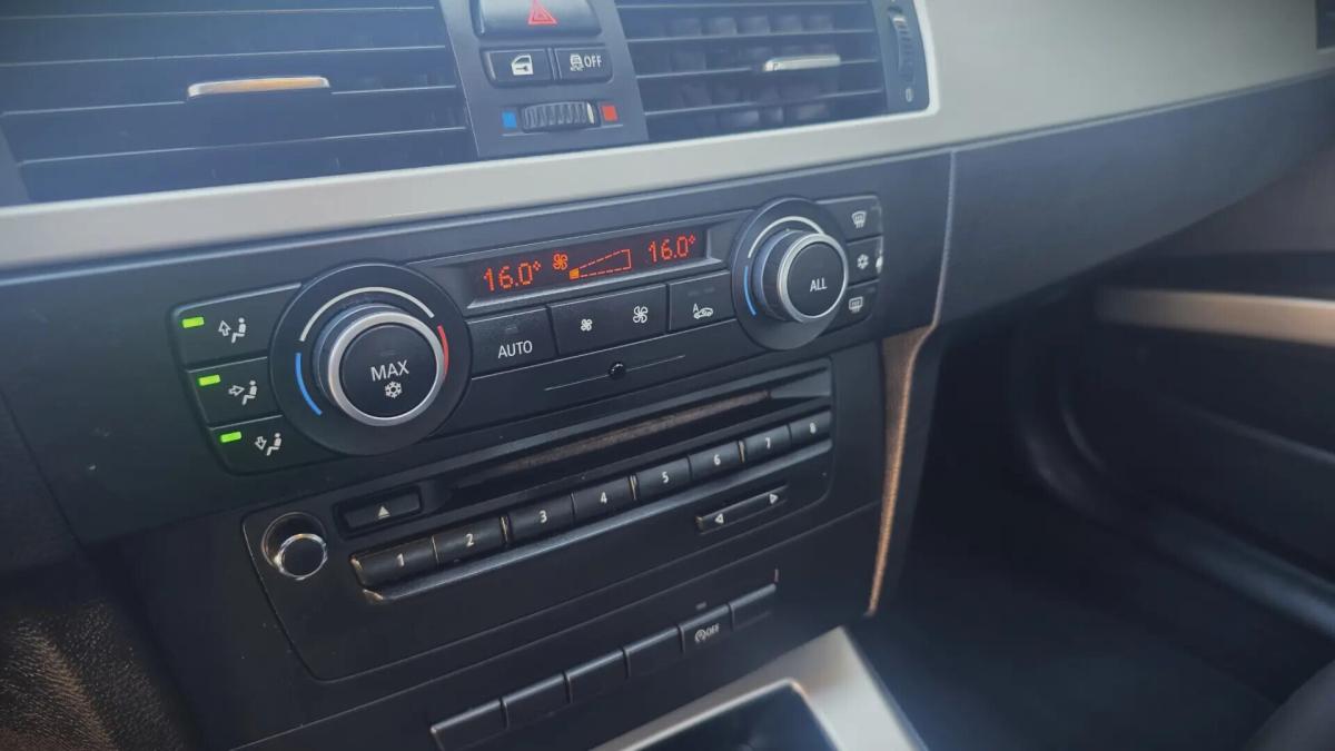 bmw-serie-3-318d-touring-2012-diesel-1995cc