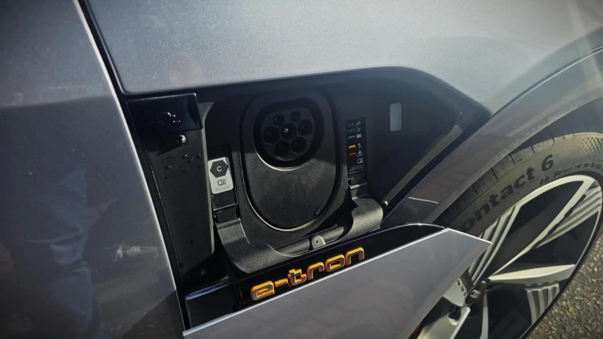 audi-e-tron-2021-eletrico-0cc