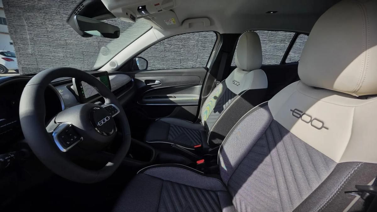 fiat-600-2024-gasolina-1199cc