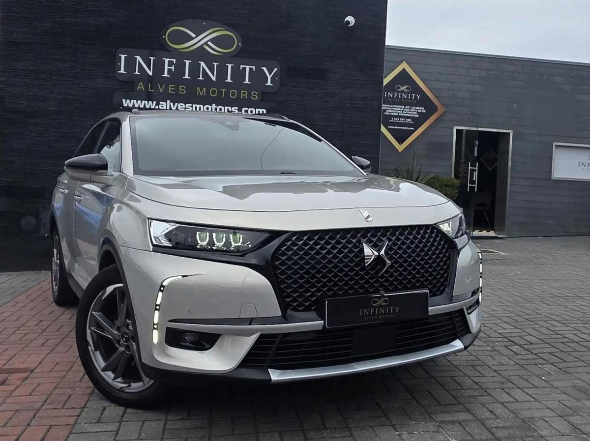 ds-ds-7-crossback-2023-hibrido-a-gasolina-1598cc