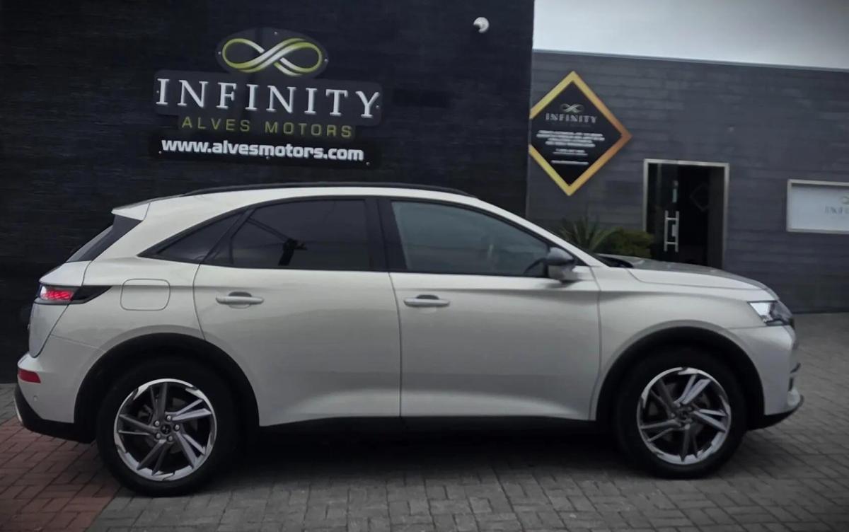 ds-ds-7-crossback-2023-hibrido-a-gasolina-1598cc