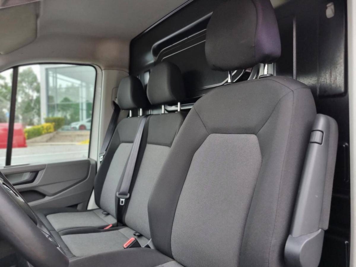 volkswagen-crafter-2018-diesel-1968cc