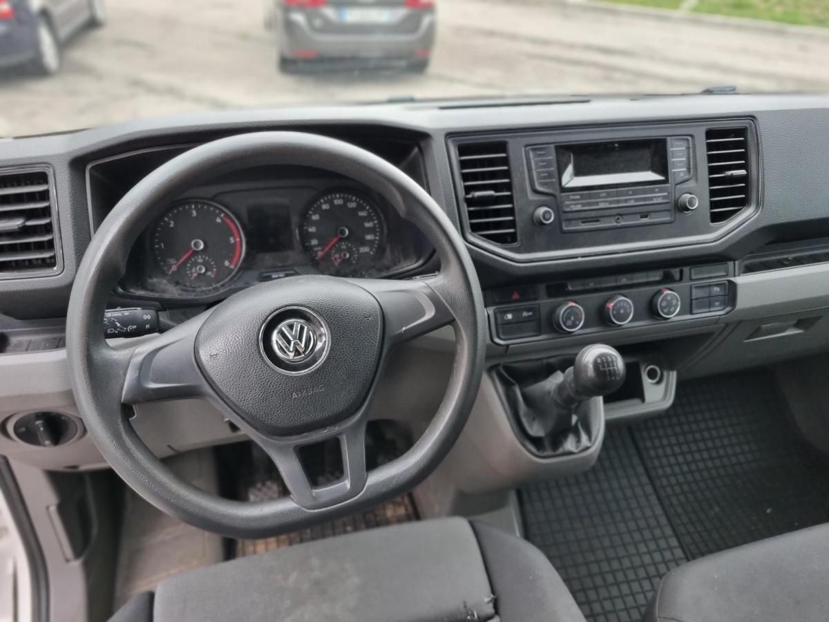 volkswagen-crafter-2018-diesel-1968cc