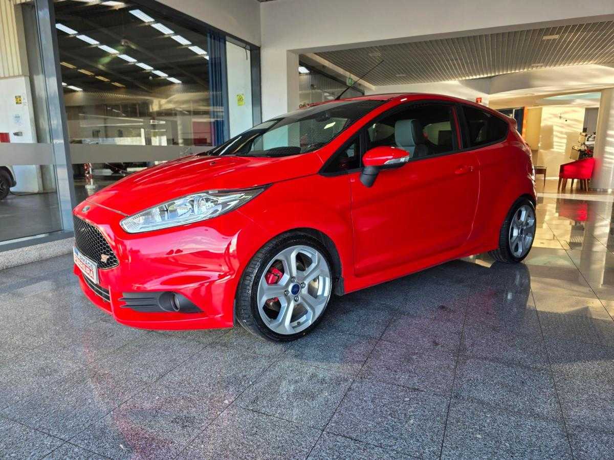 ford-fiesta-2014-gasolina-1596cc