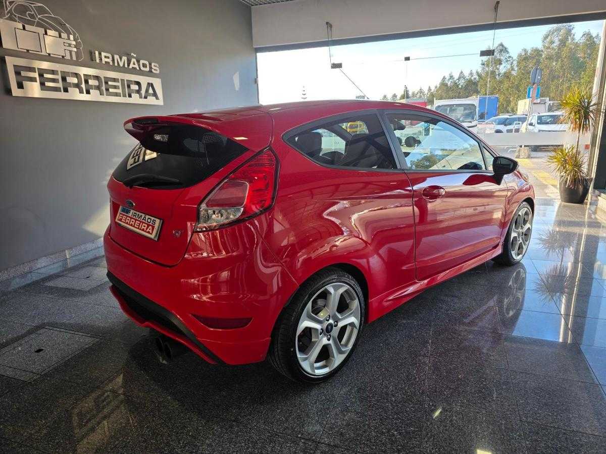 ford-fiesta-2014-gasolina-1596cc