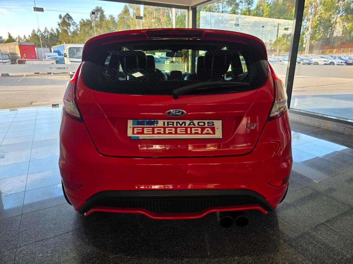 ford-fiesta-2014-gasolina-1596cc