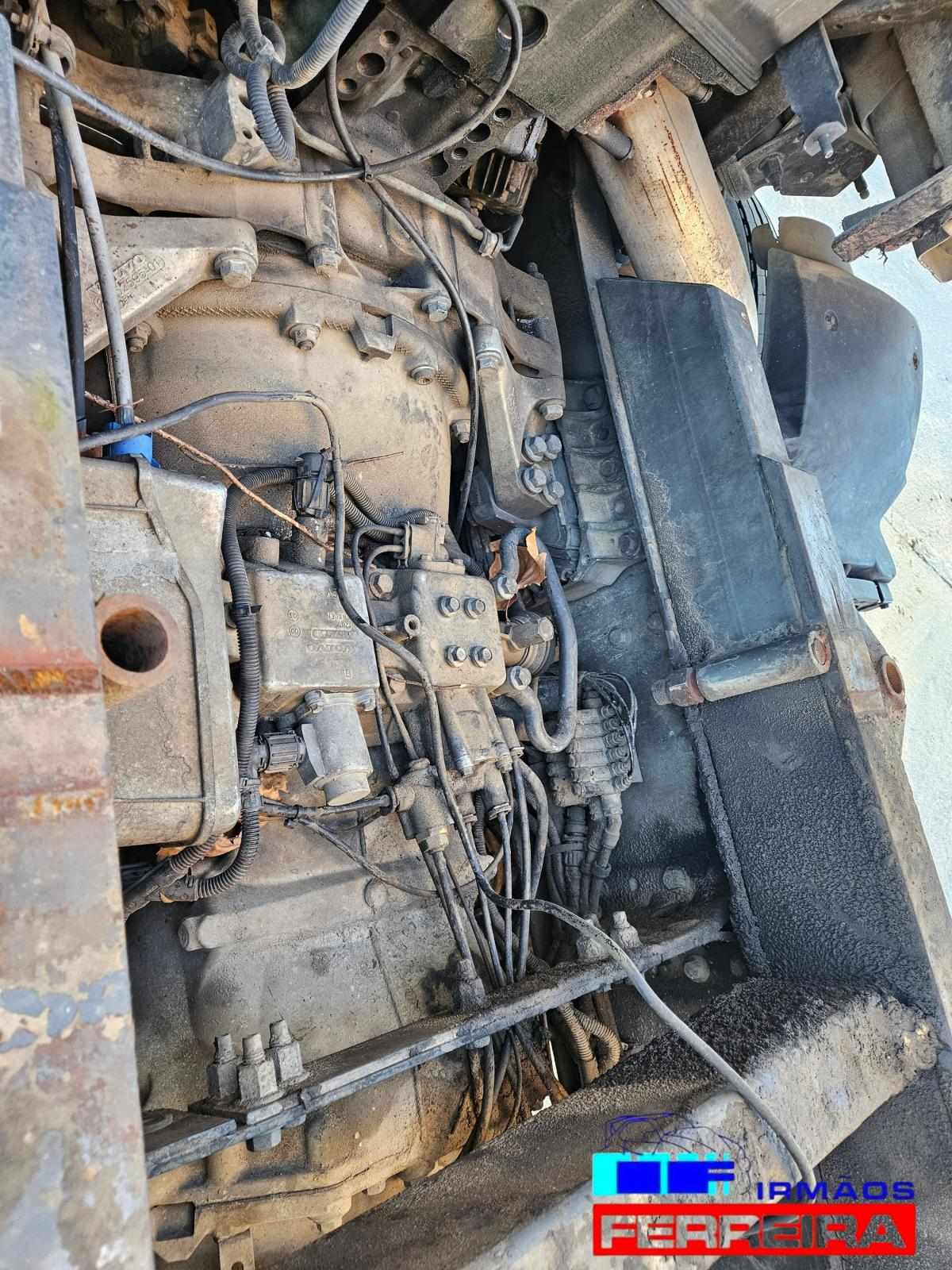 volvo-fm12-2002-diesel-12100cc