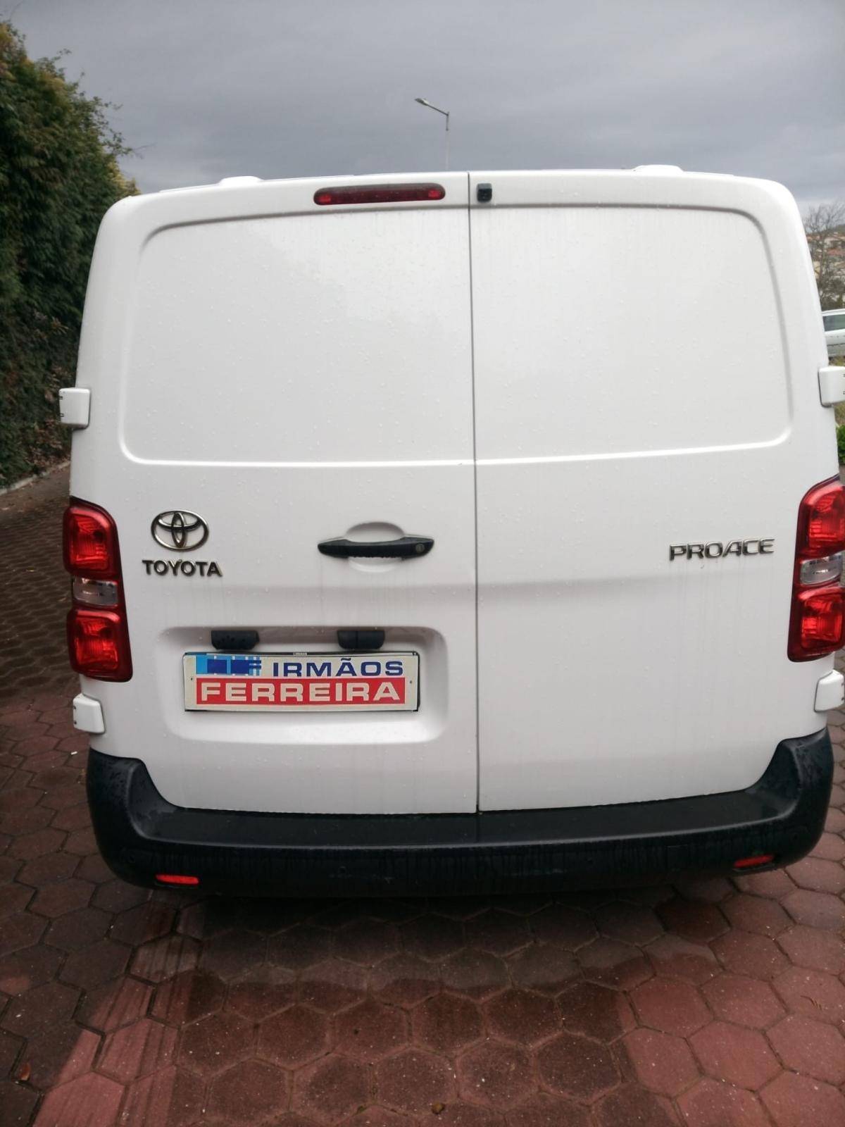 toyota-proace-2021-diesel-1499cc
