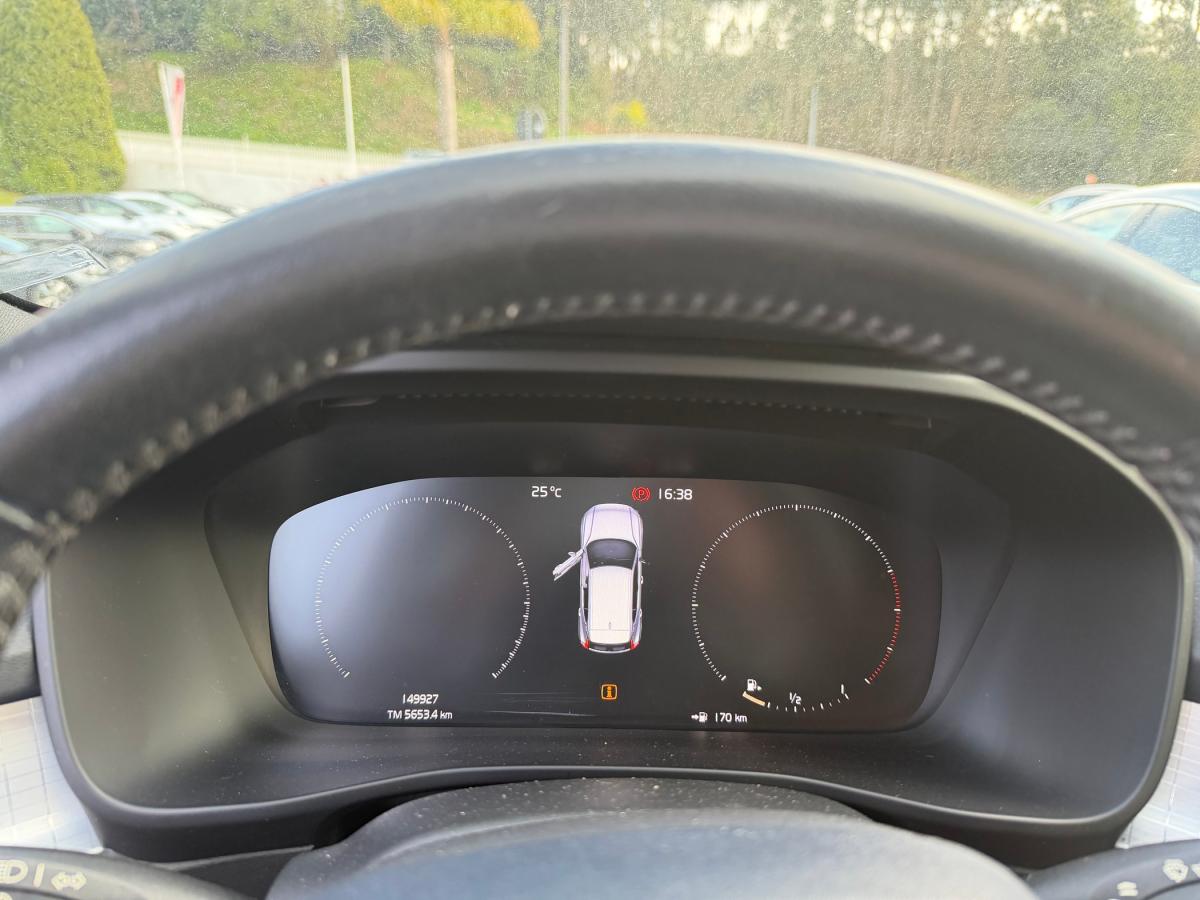 volvo-xc40-2018-diesel-1969cc