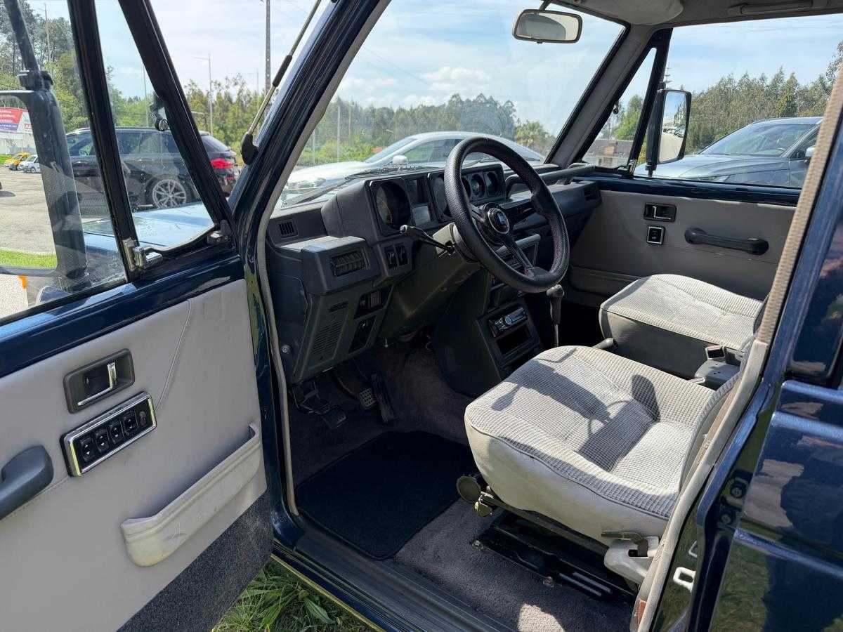 mitsubishi-pajero-1988-diesel-2477cc
