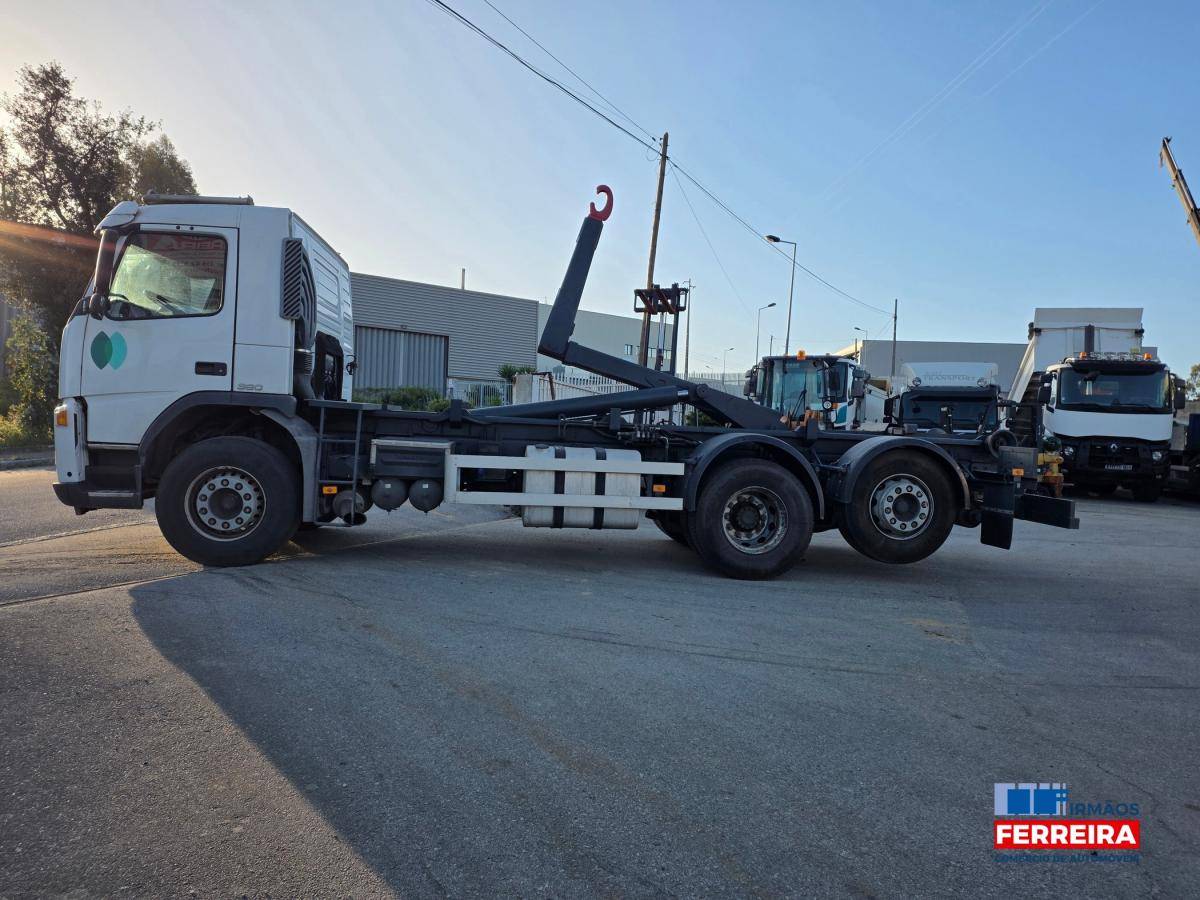 volvo-fm12-2005-diesel-12120cc
