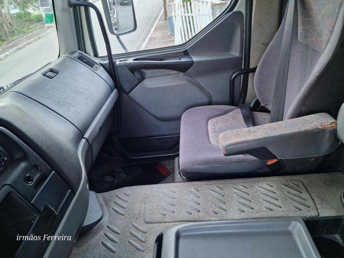 renault-premium-2003-diesel-12000cc