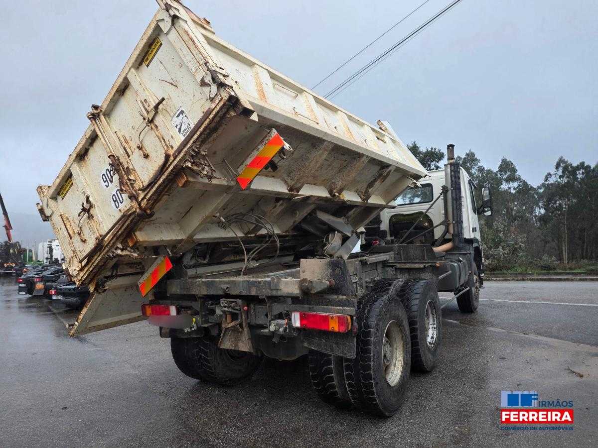 volvo-fm12-1999-diesel-12120cc