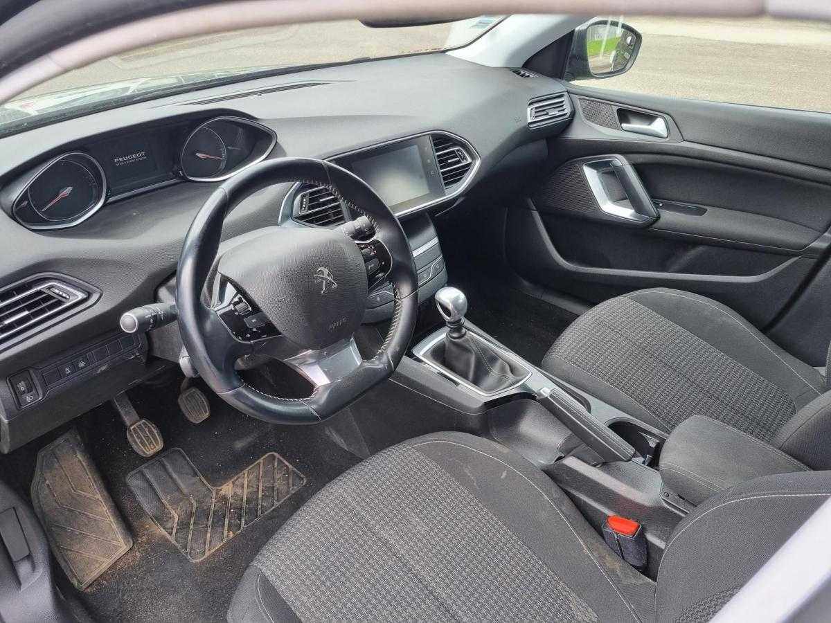 peugeot-308-sw-2019-gasolina-1199cc