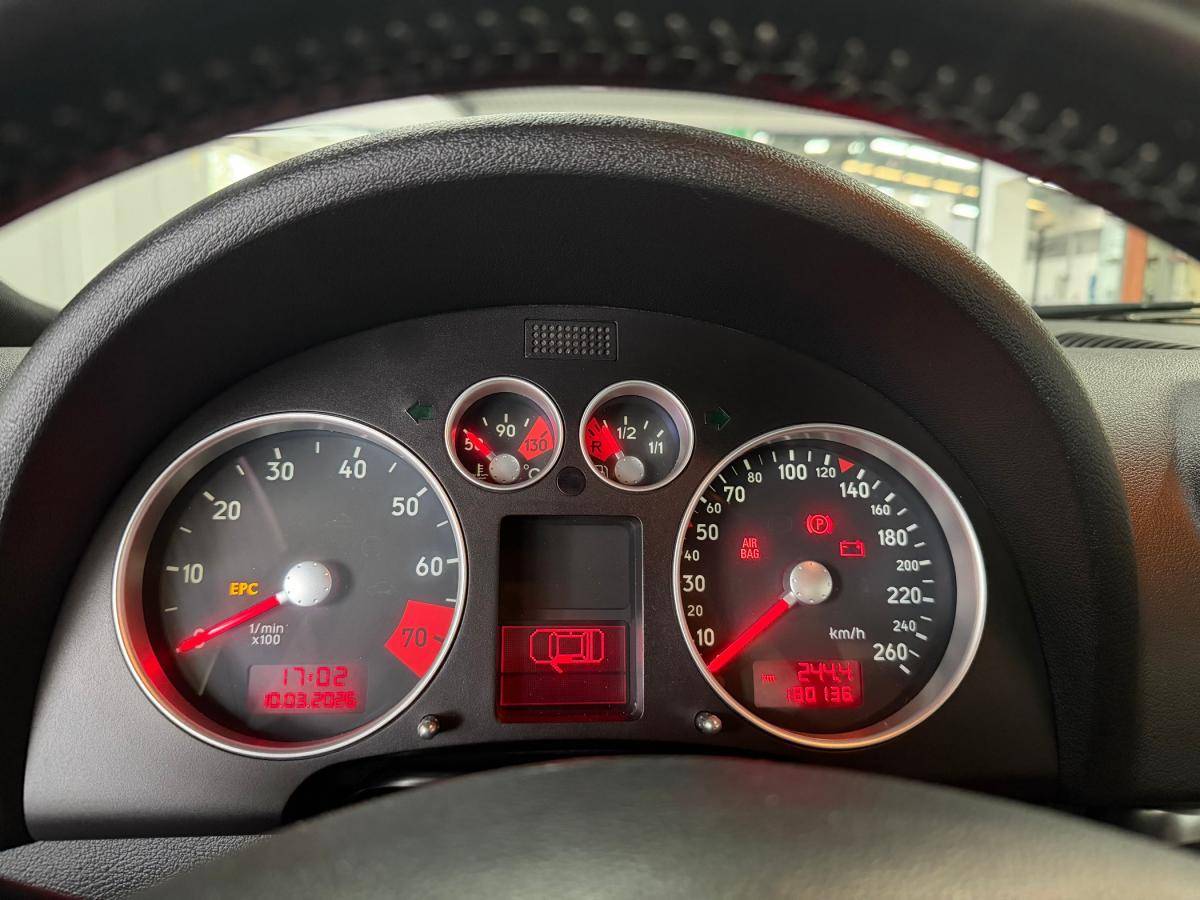 audi-tt-1999-gasolina-1781cc