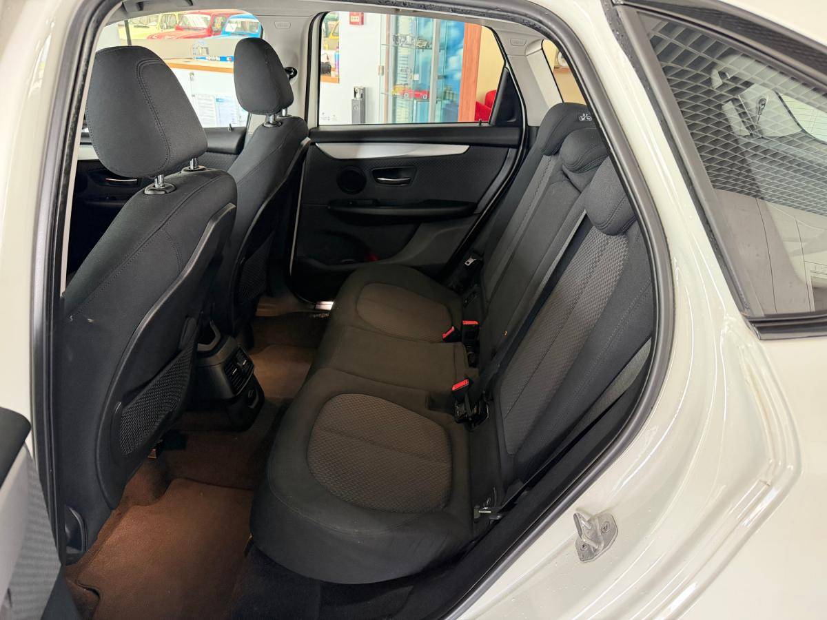 bmw-serie-2-2015-diesel-1496cc