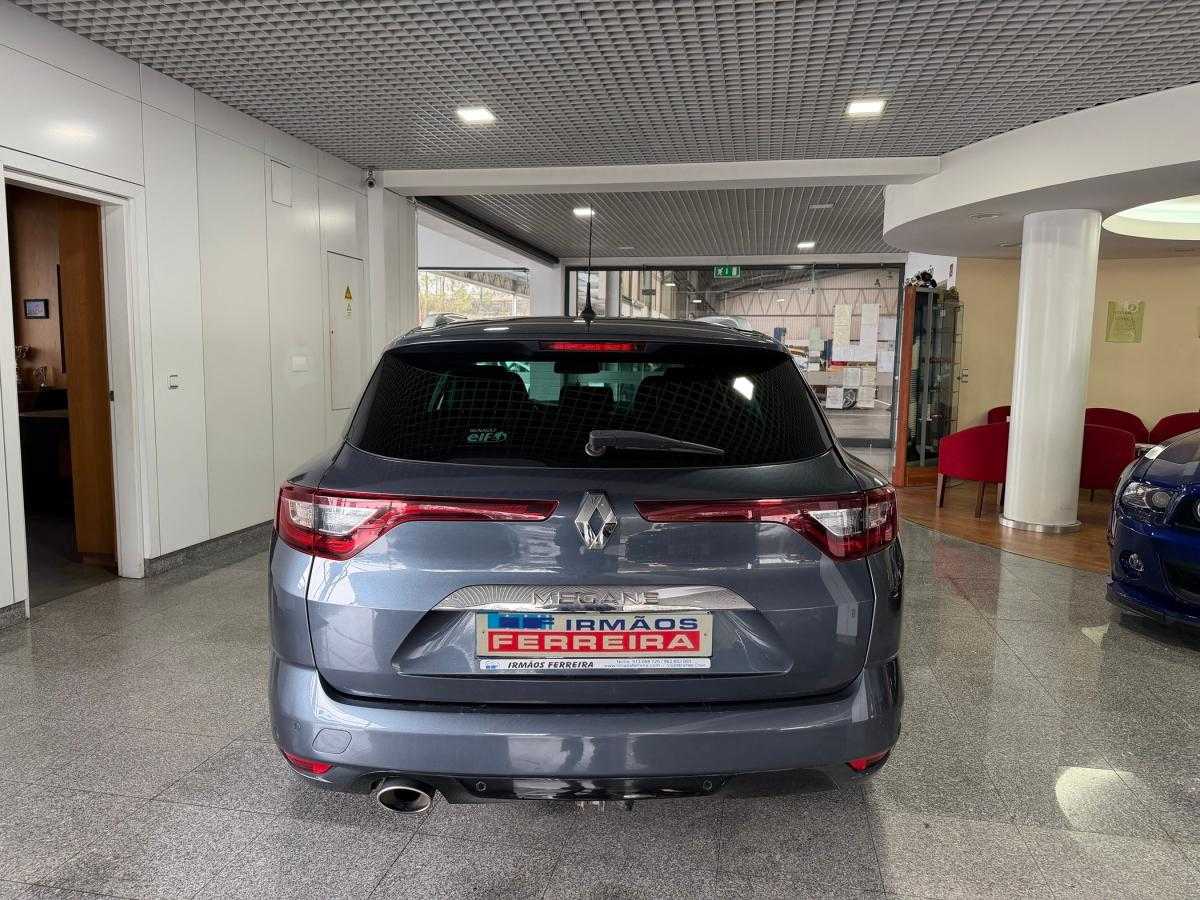 renault-megane-sport-tourer-2017-diesel-1461cc