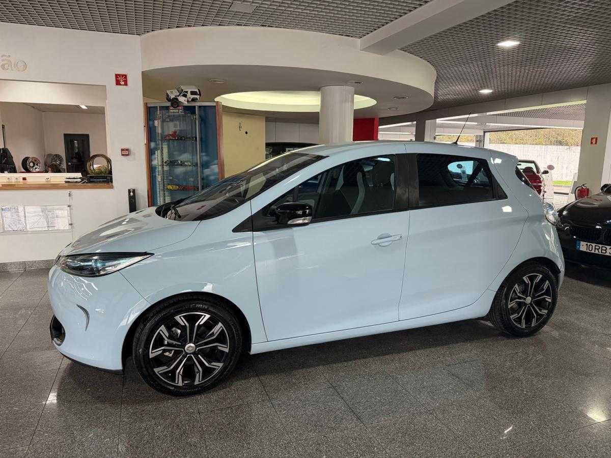 renault-zoe-2015-eletrico-0cc