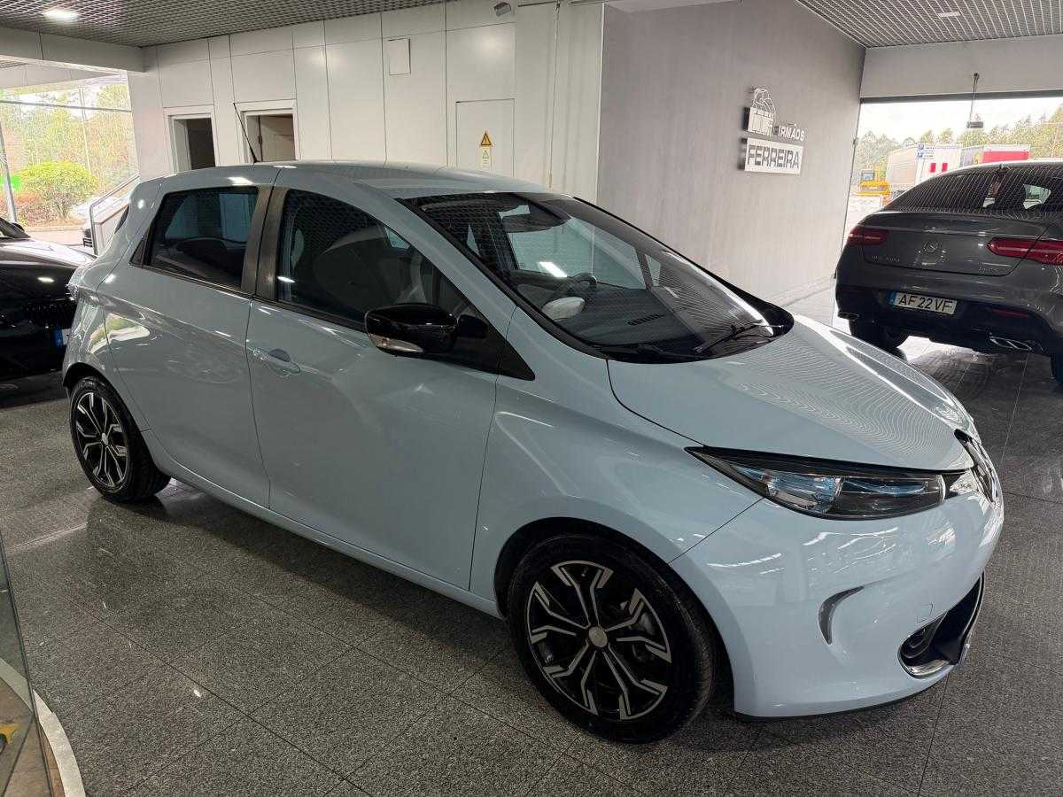 renault-zoe-2015-eletrico-0cc