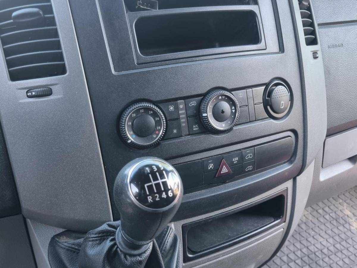 volkswagen-crafter-2015-diesel-1968cc