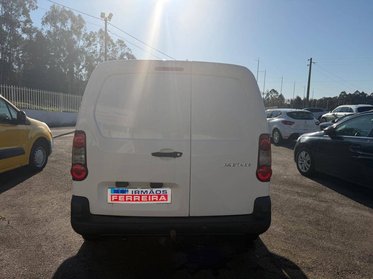 peugeot-partner-2017-diesel-1560cc