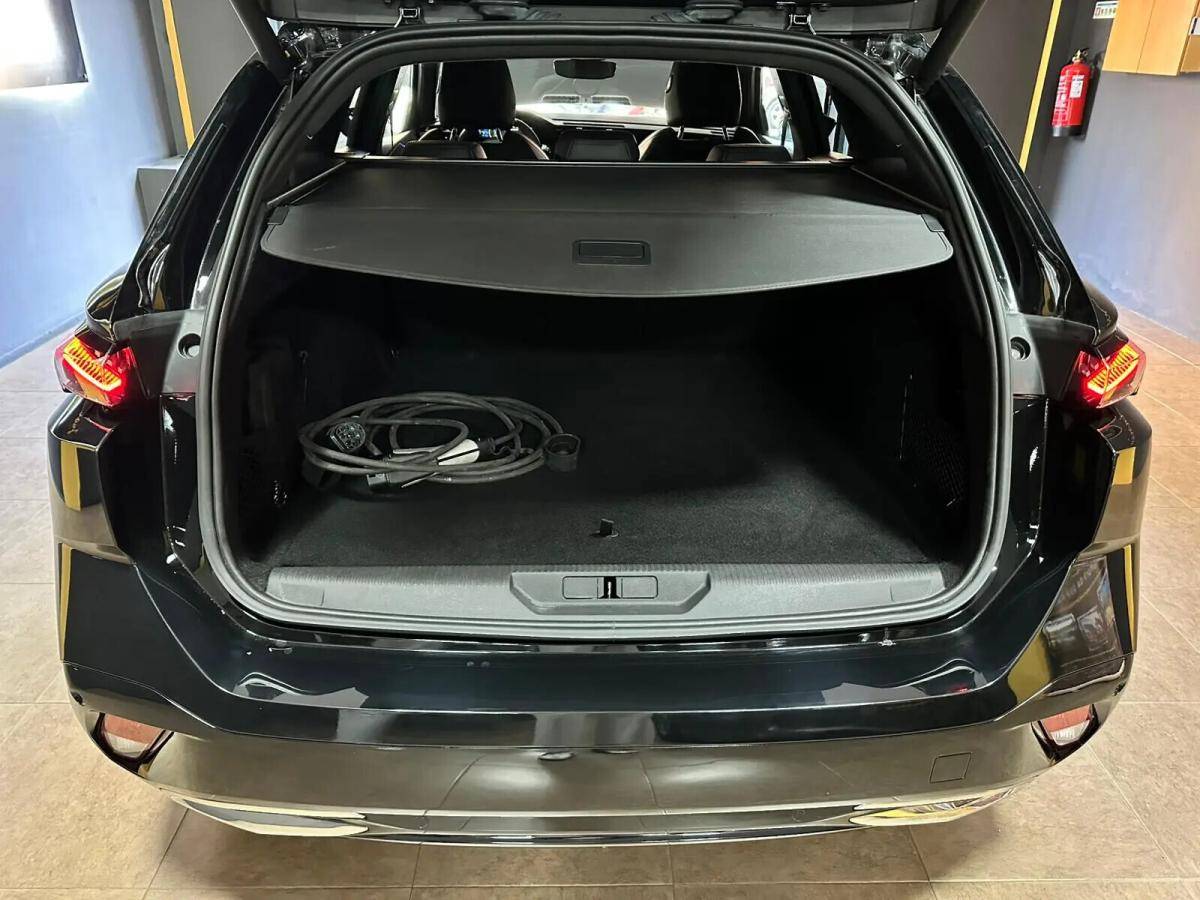 peugeot-308-sw-2022-hibrido-a-gasolina-1598cc