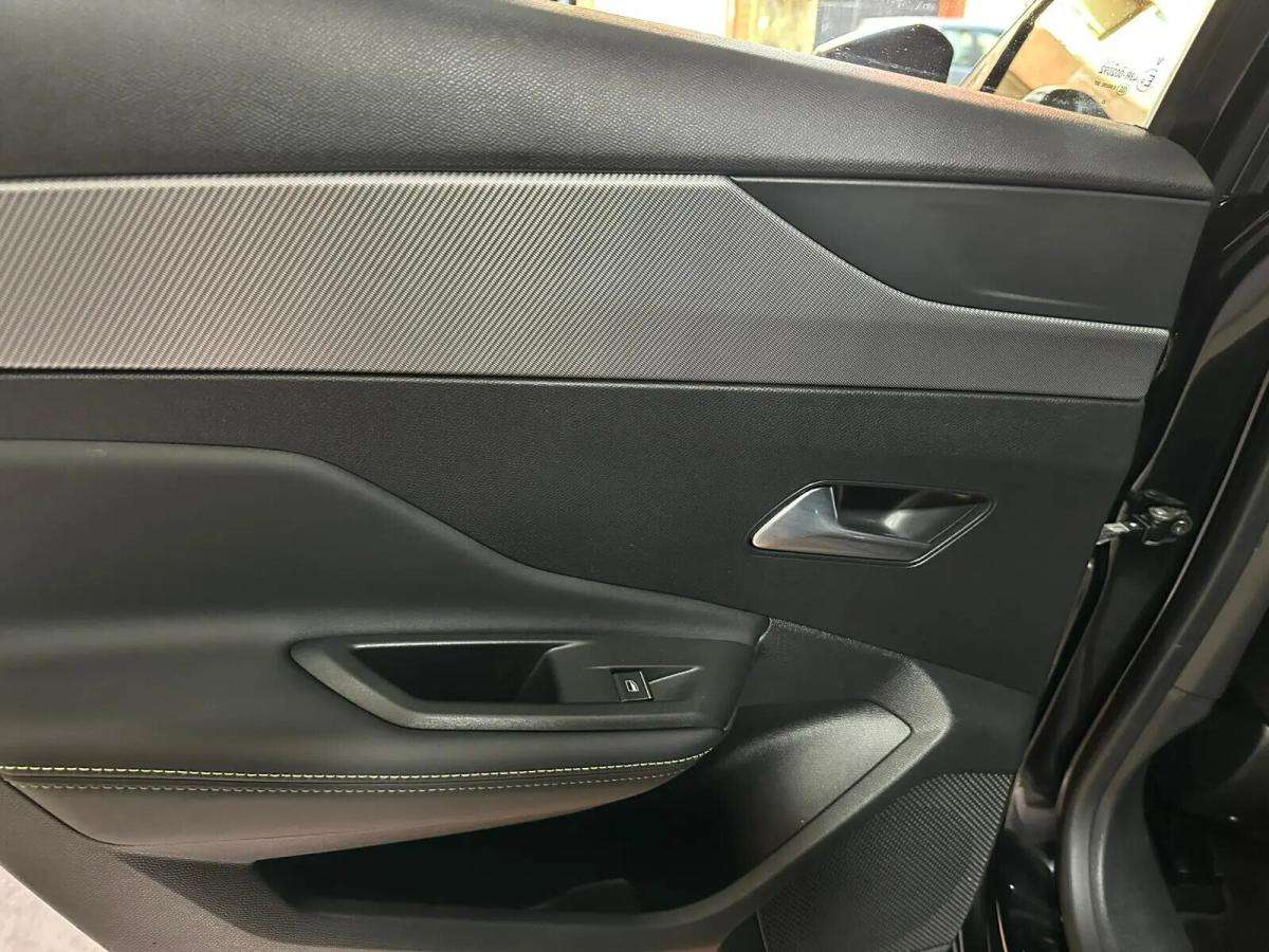 peugeot-308-sw-2022-hibrido-a-gasolina-1598cc