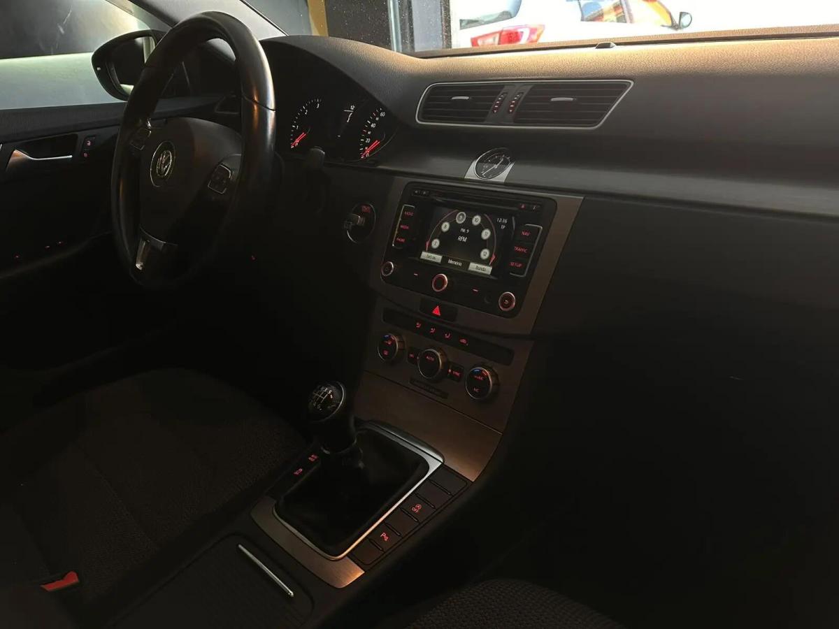 volkswagen-passat-2013-diesel-1598cc