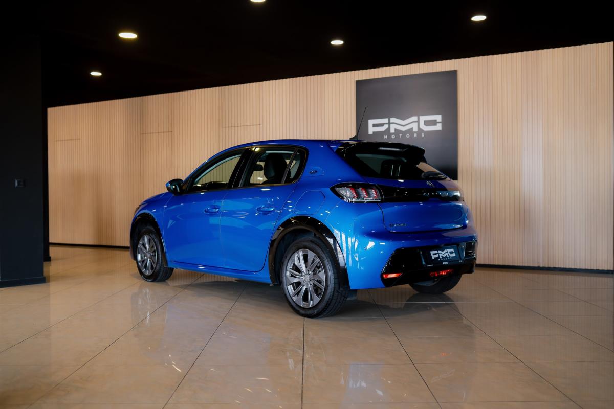 peugeot-208-2020-eletrico-500cc