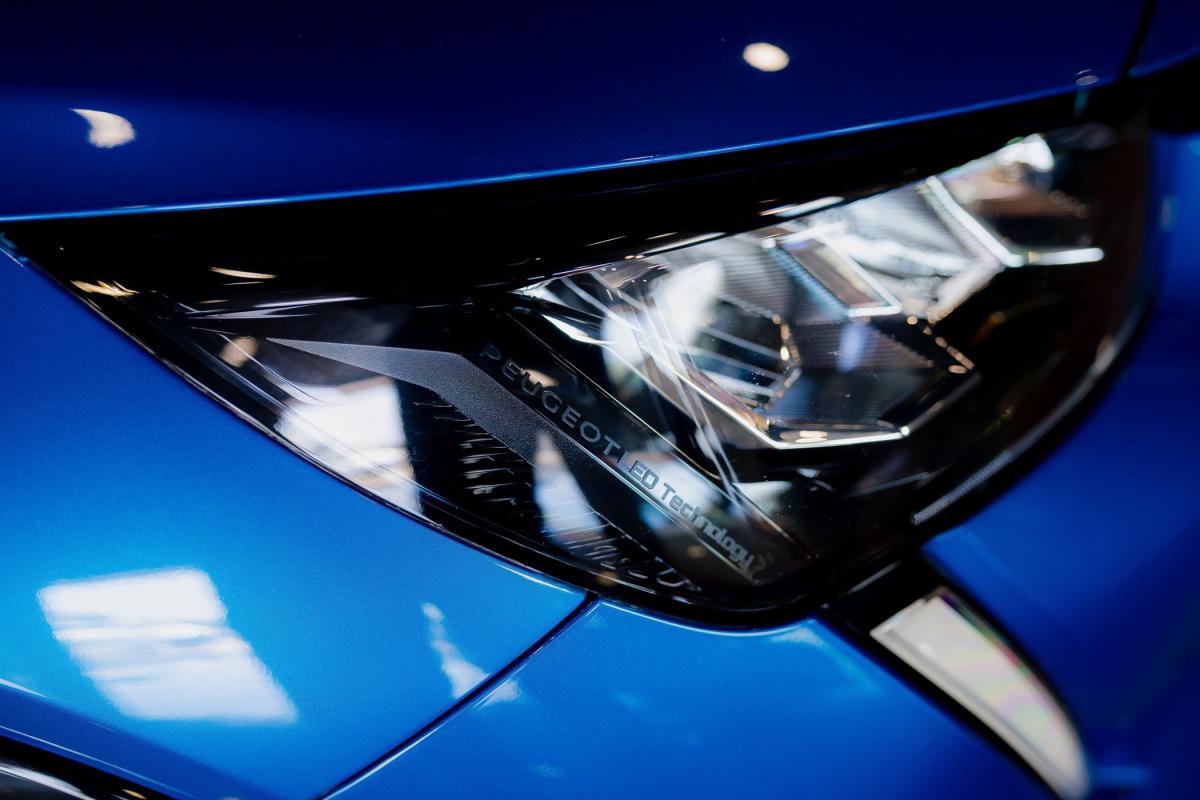 peugeot-208-2020-eletrico-500cc