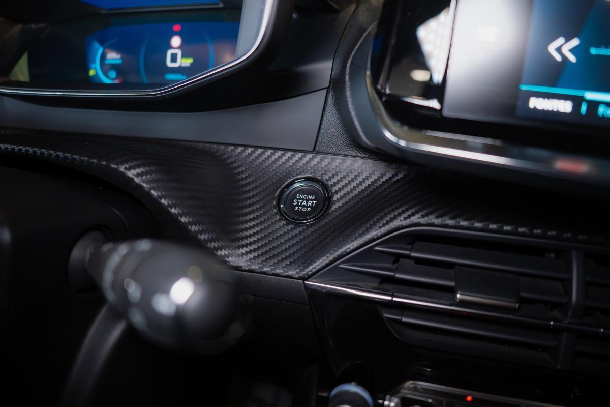 peugeot-208-2020-eletrico-500cc