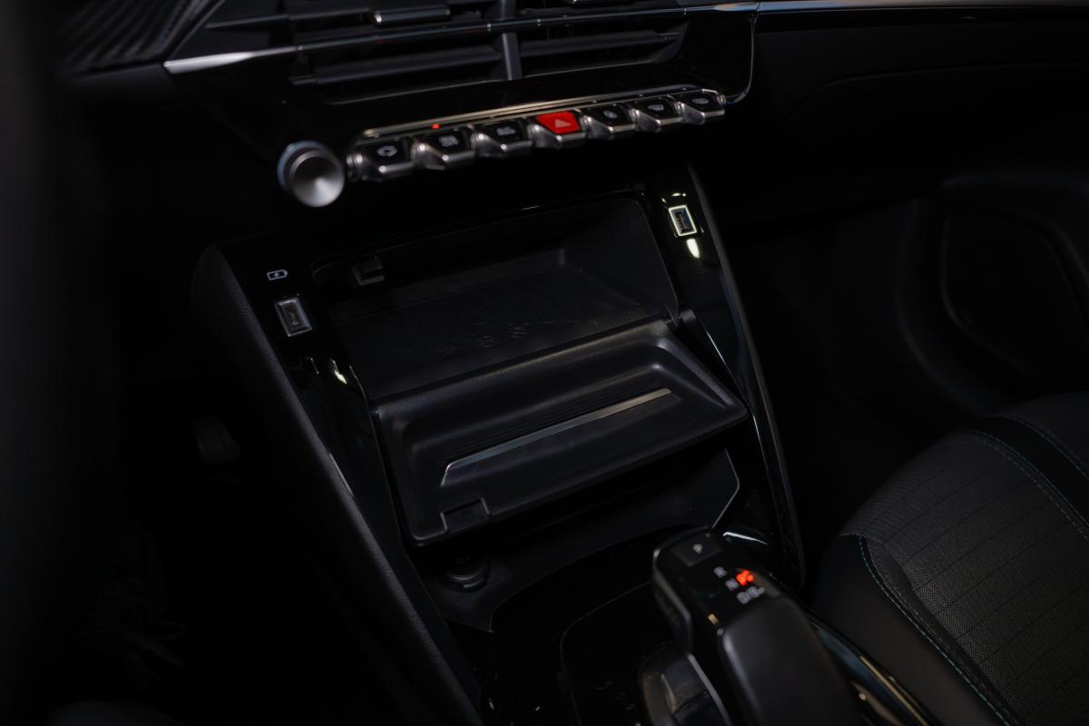 peugeot-208-2020-eletrico-500cc