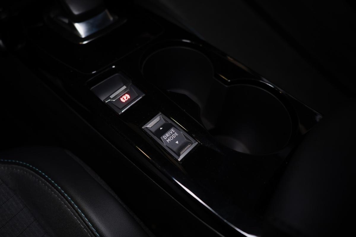peugeot-208-2020-eletrico-500cc